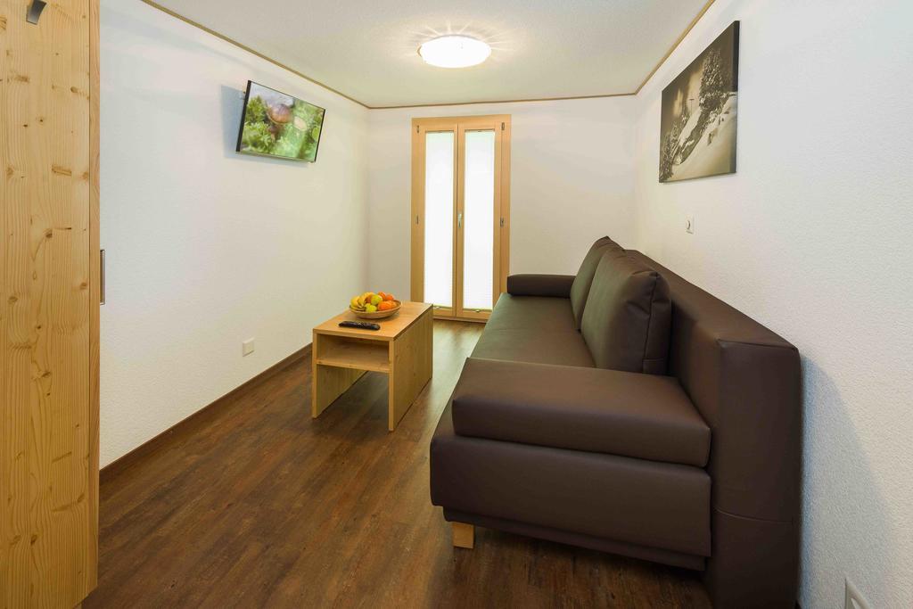 B&B Azapartments Lunic Grächen Extérieur photo